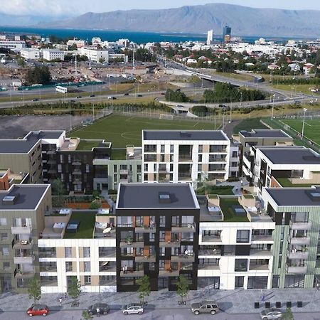 A Modern & Homely Apartment ريكيافيك المظهر الخارجي الصورة