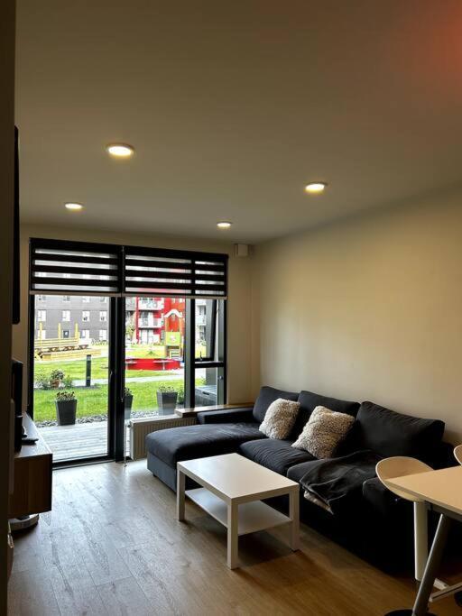 A Modern & Homely Apartment ريكيافيك المظهر الخارجي الصورة